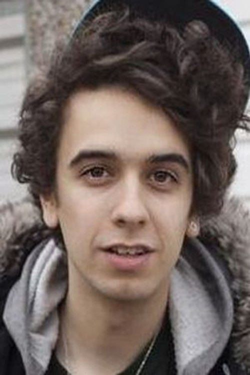 Stefan Abingdon as Stef