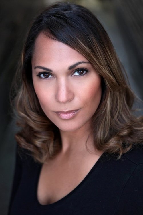 Melissa Veszi as Anna