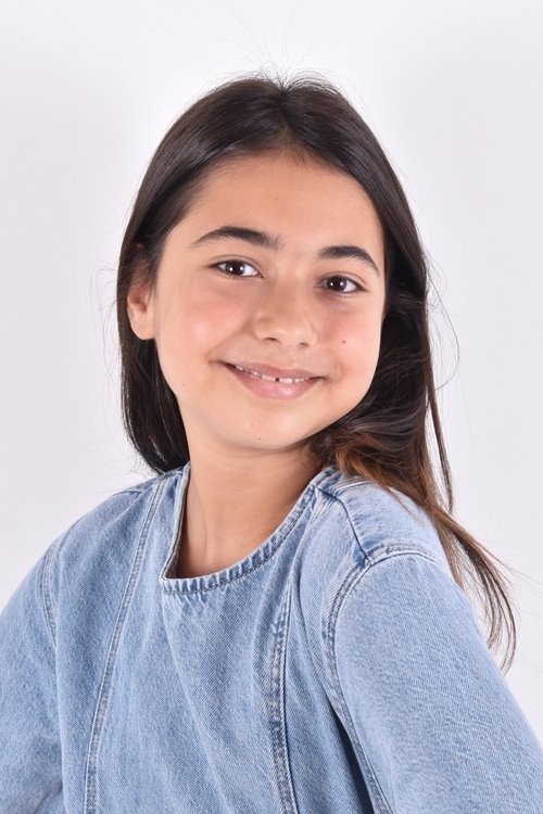 Eylül Uğuz as Mercan Kaya