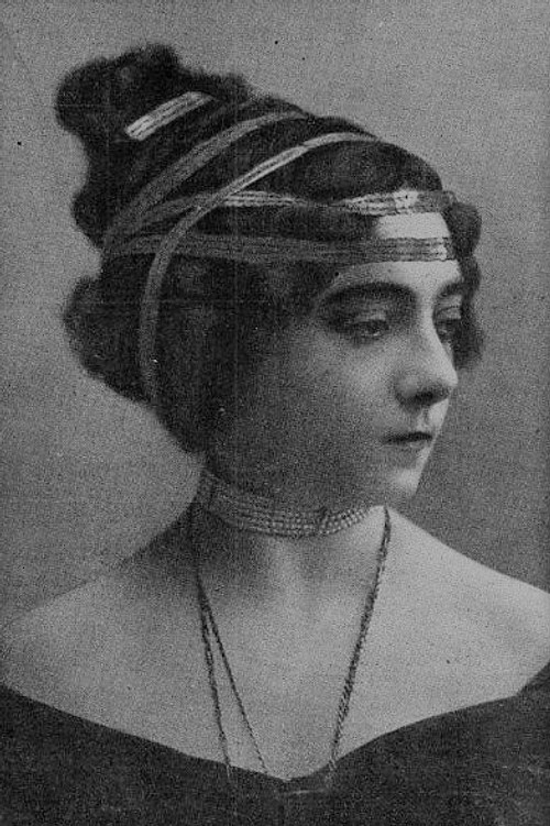 María Severini as 