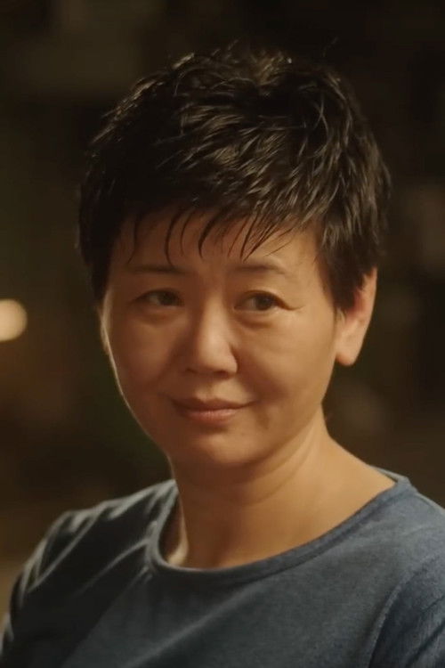 Young Jun as Ah Khng (Mother's Friend)