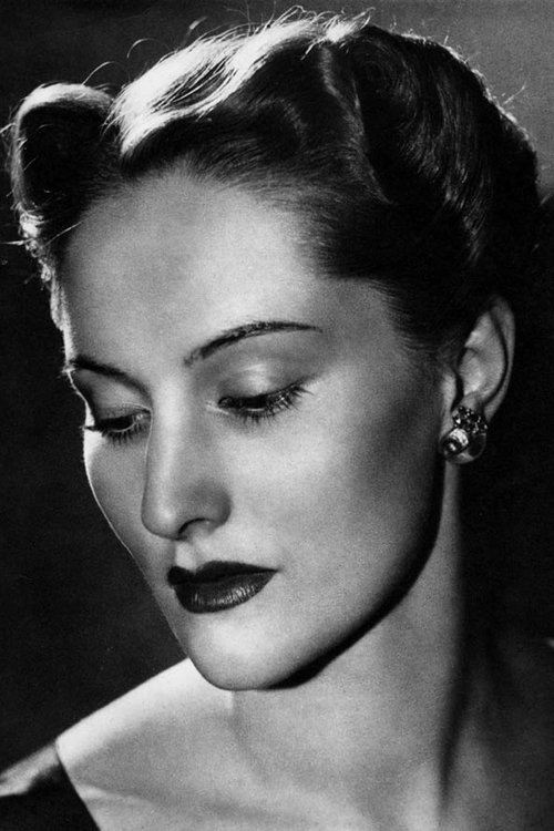 Soňa Červená as passenger Grábnerová, the pilot's wife