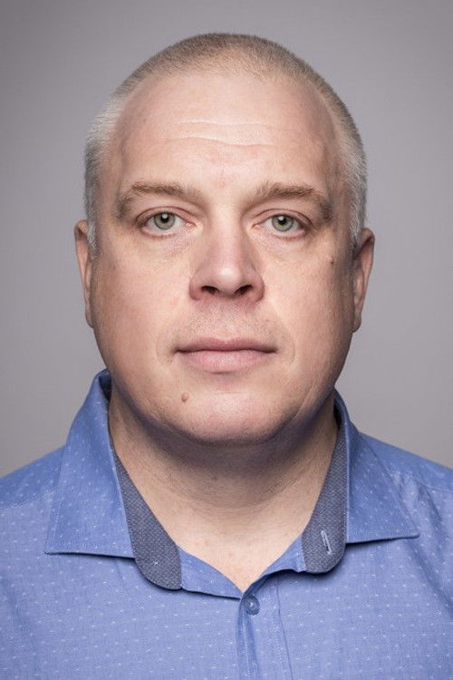 Tarvo Sõmer as Eduard