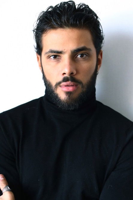 Gabriel Fuentes as Felipe