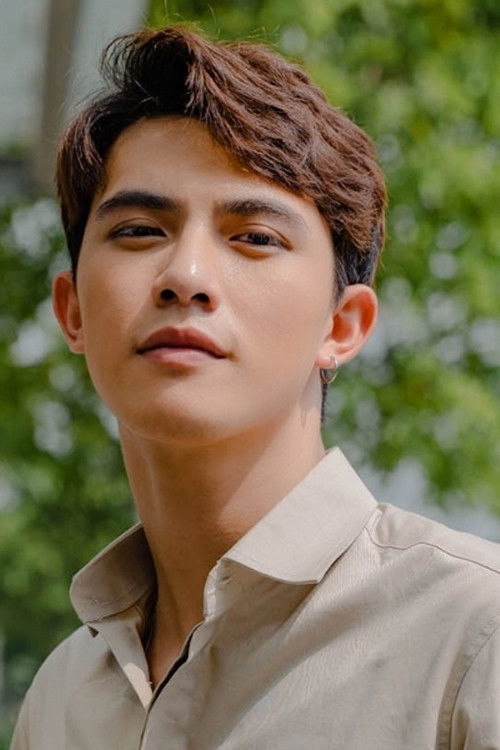 Trần Ngọc Vàng as Toàn