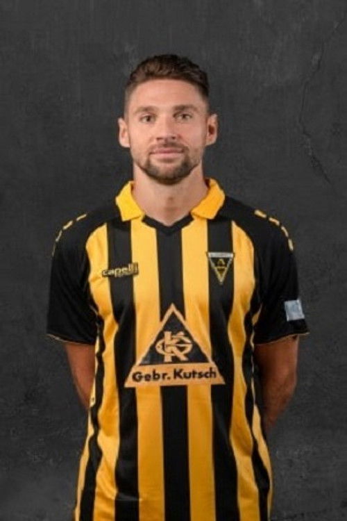 Sasa Strujic as Sasa Strujic