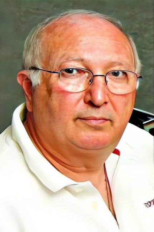 Atílio Riccó as Director