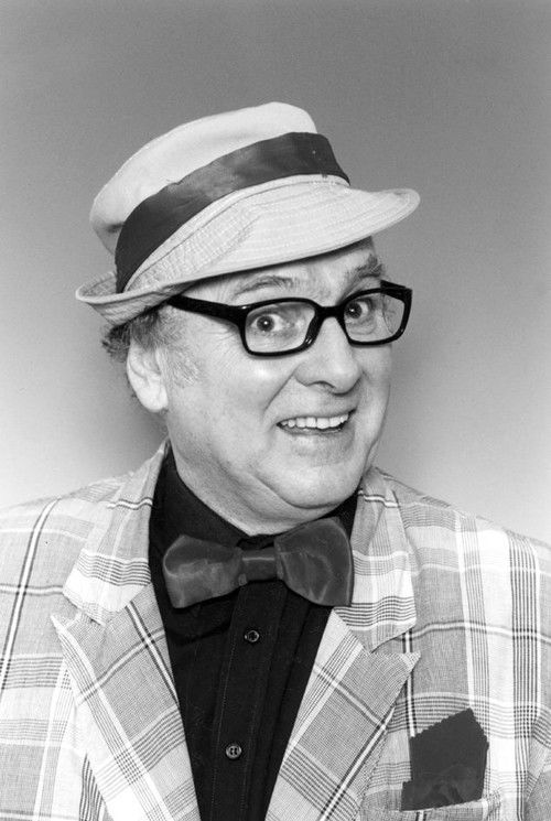 Mihai Ciucă as Bacaran