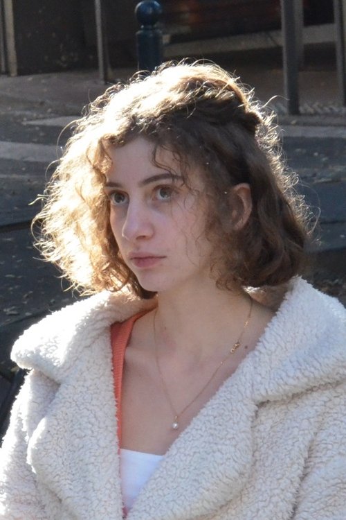 Juliette Tarlay as Nadja