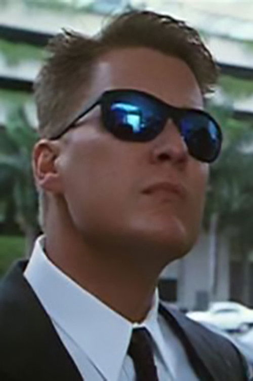 Tommy Ray Harner as FBI agent #1