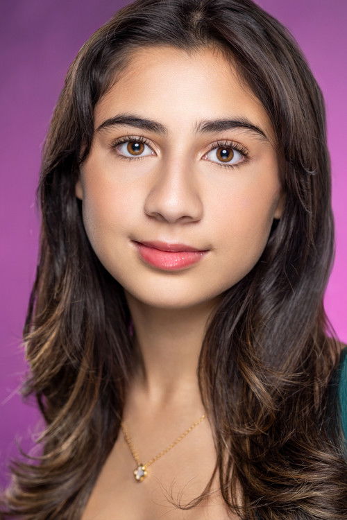 Elena Schwartz as Vicky