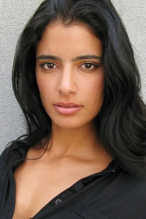 Jessica Clark as Hannah