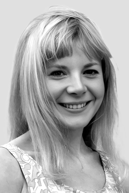 Barbara Ferris as Paula