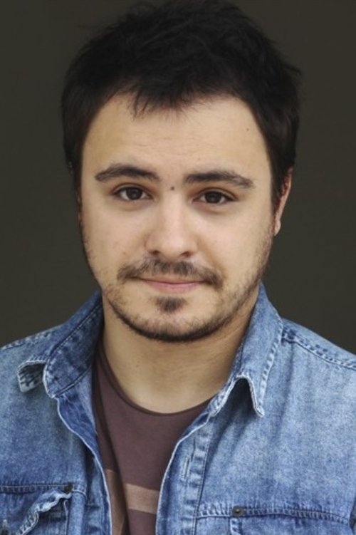 Pedro Costa as Lúcio Terra