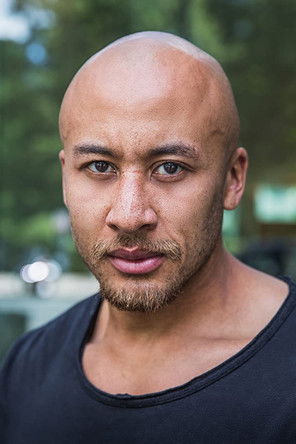 Kenny Knight as Chris Taylor