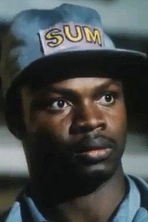 Inon Lombert as Washington Smith