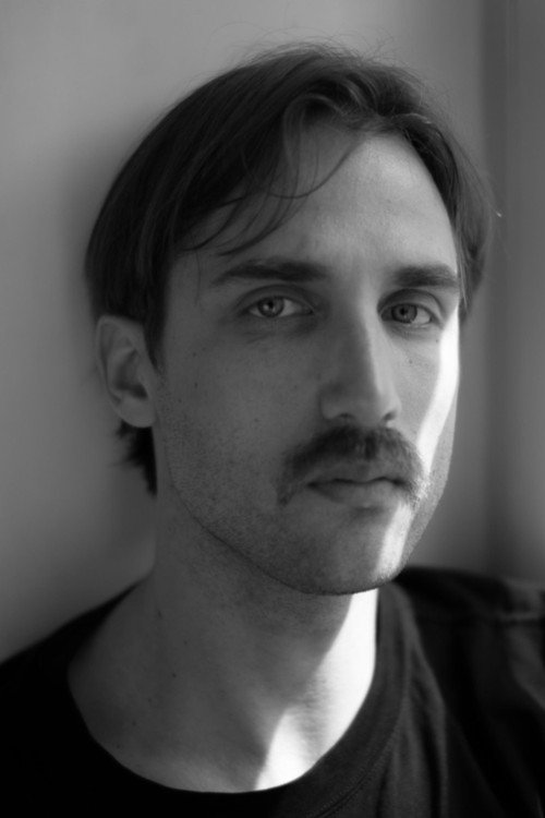 Kaarle Toivanen as Office clerk