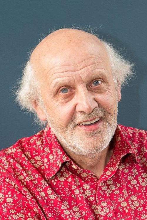 Carry Goossens as Robert Maes