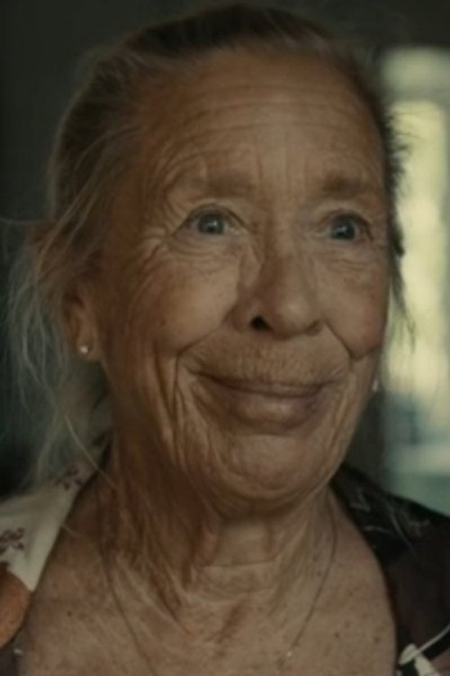 Lene Axelsen as Chris