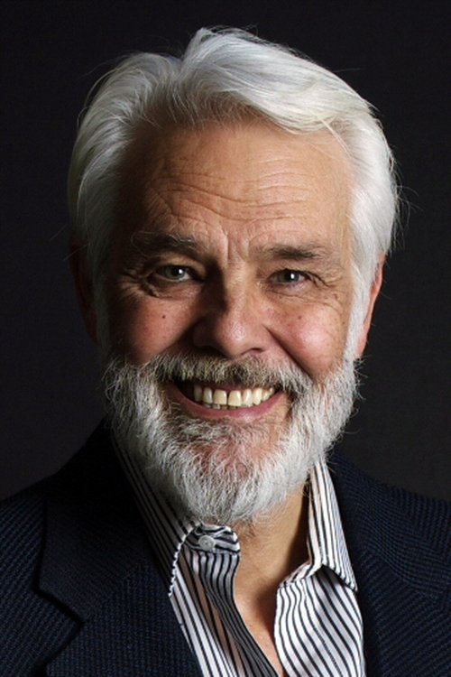 Fernando Kliche as Suárez