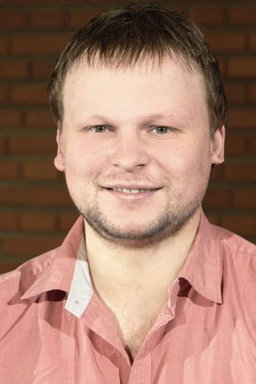 Kirill Petrov as Koroban