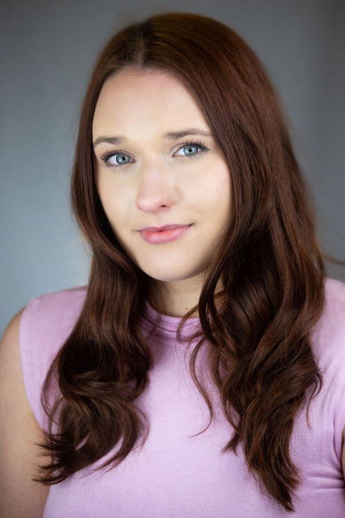 Olivia Blair as Savannah Grace