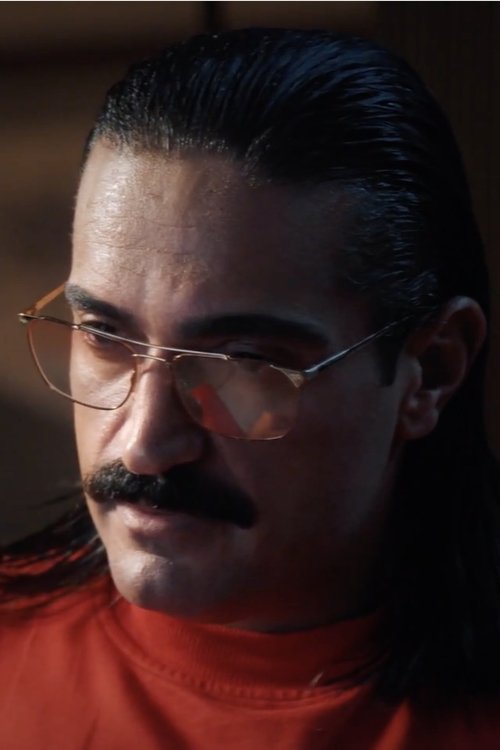 Aytac Anhan as Self - Haftbefehl's Older Brother