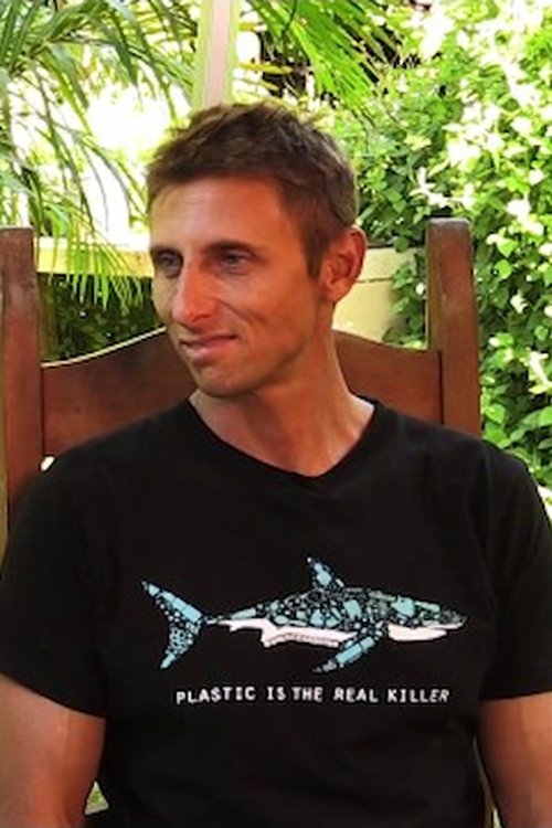 Juan Oliphant as Self