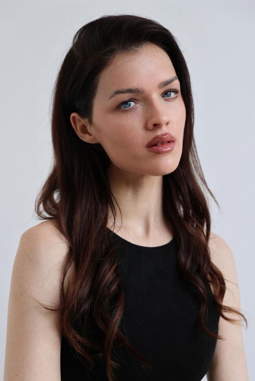 Sedona Legge as Alex