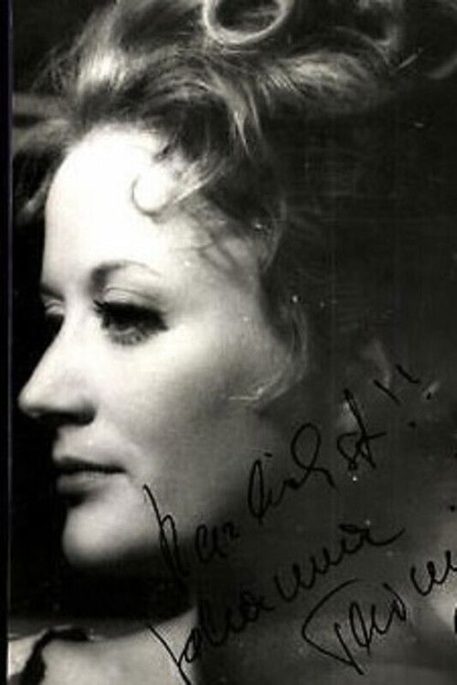 Johanna Thimig as Doreen