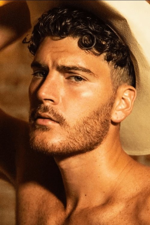 Michael Cohn del Real as Juan