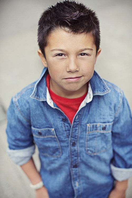 Maxwell Apple as Young John