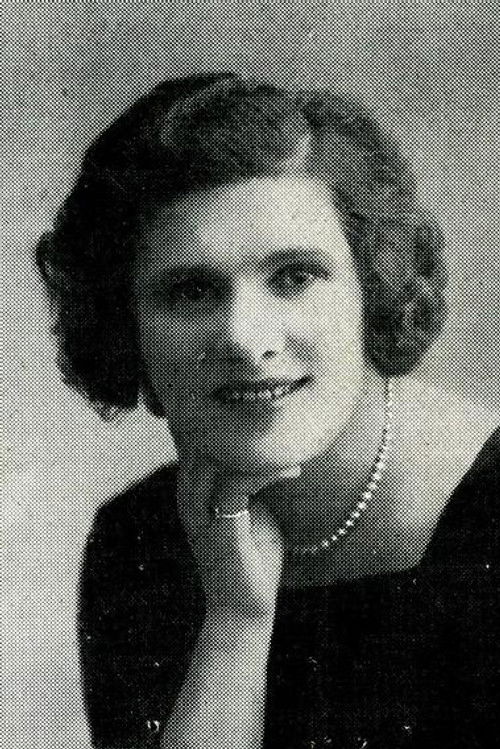 Marthe Sarbel as Guest