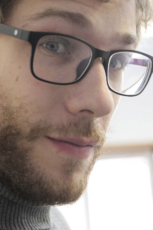 Á. Alonso Alcalde as Asesino de la máscara de la peste