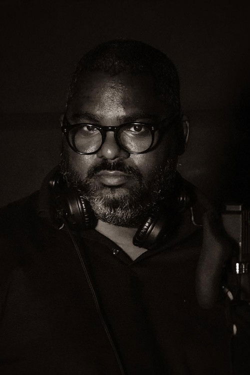 Vincent Fontano as Vincent