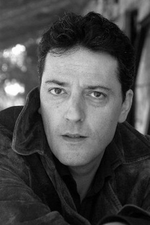 Ettore Belmondo as Tenente Caprio