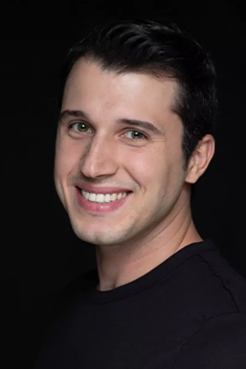 Ömer Faruk Çavuş as Erkin