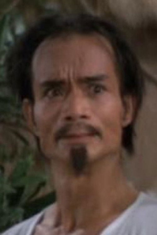 Wong Wing as Old street performer