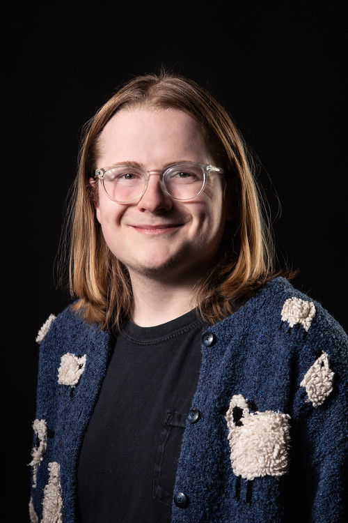 Noelle Schallhorn as Cal