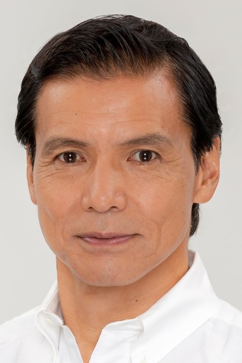 Yuji Abe as Kentaro Hiiragi