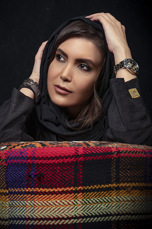 samiyeh lak as Sahar