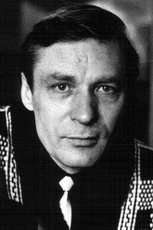 Aleksandr Mikhaylov as Fedor Semenovich Barinev