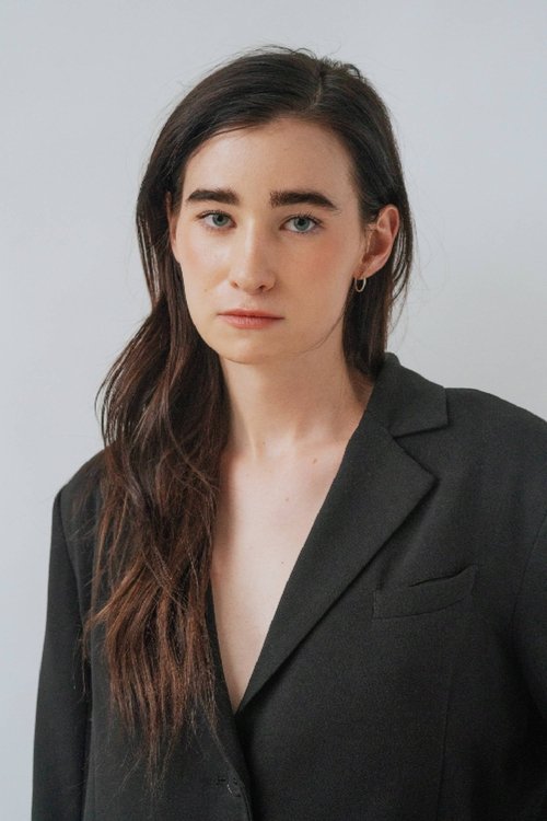 Alexandra McVicker as Devon