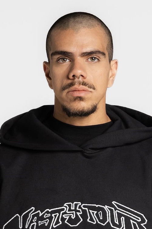 Matías León Moneke as Dancer