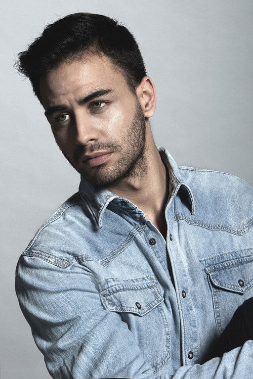 Miguel Ángel Bellido as Facundo