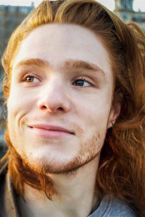 Alexis Pujol as Végan #1