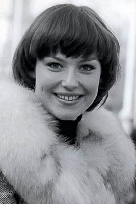 Irina Ponarovskaya as Фея Времени