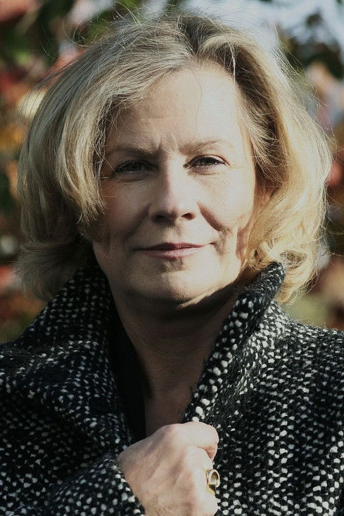 Gabriele von Lutzau as Stewardess