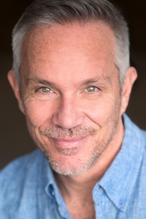 Edward Singletary as Men in Black #2