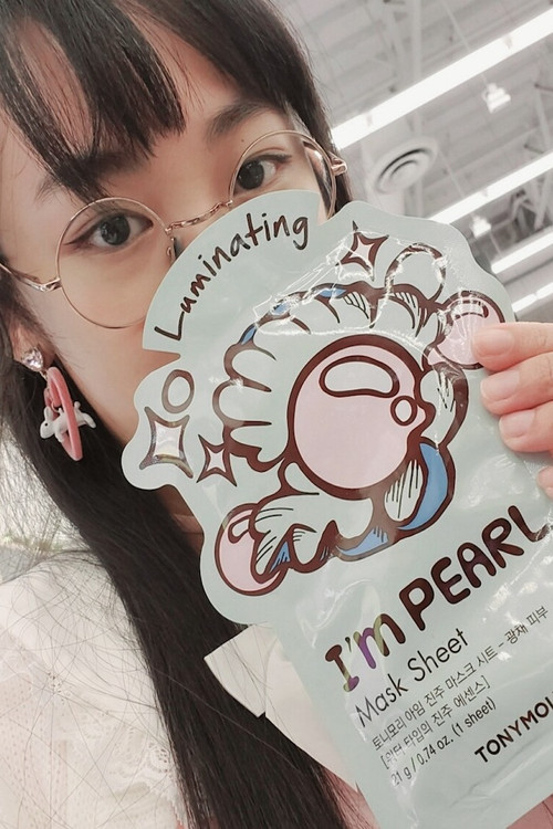 Alexandria Lorenzo as Pearl Sorrel